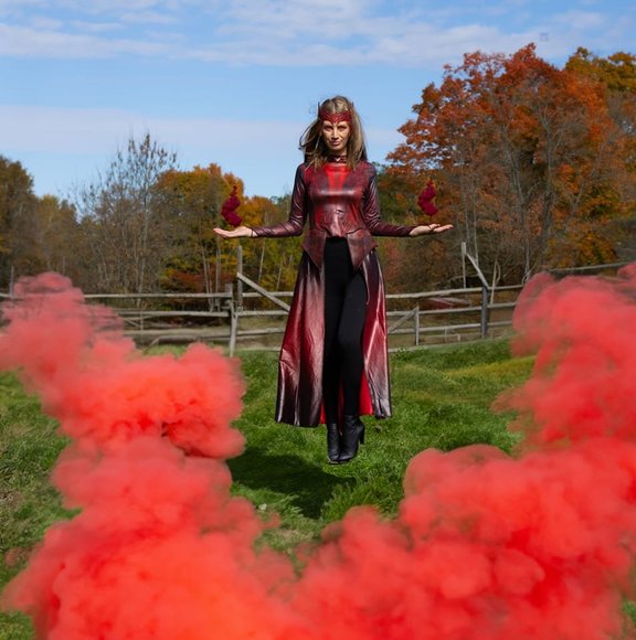 Meet your Posher, Laura - Picture 1 of 1